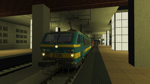 HLE 2135 met post wagens door Antwerpen Centraal
